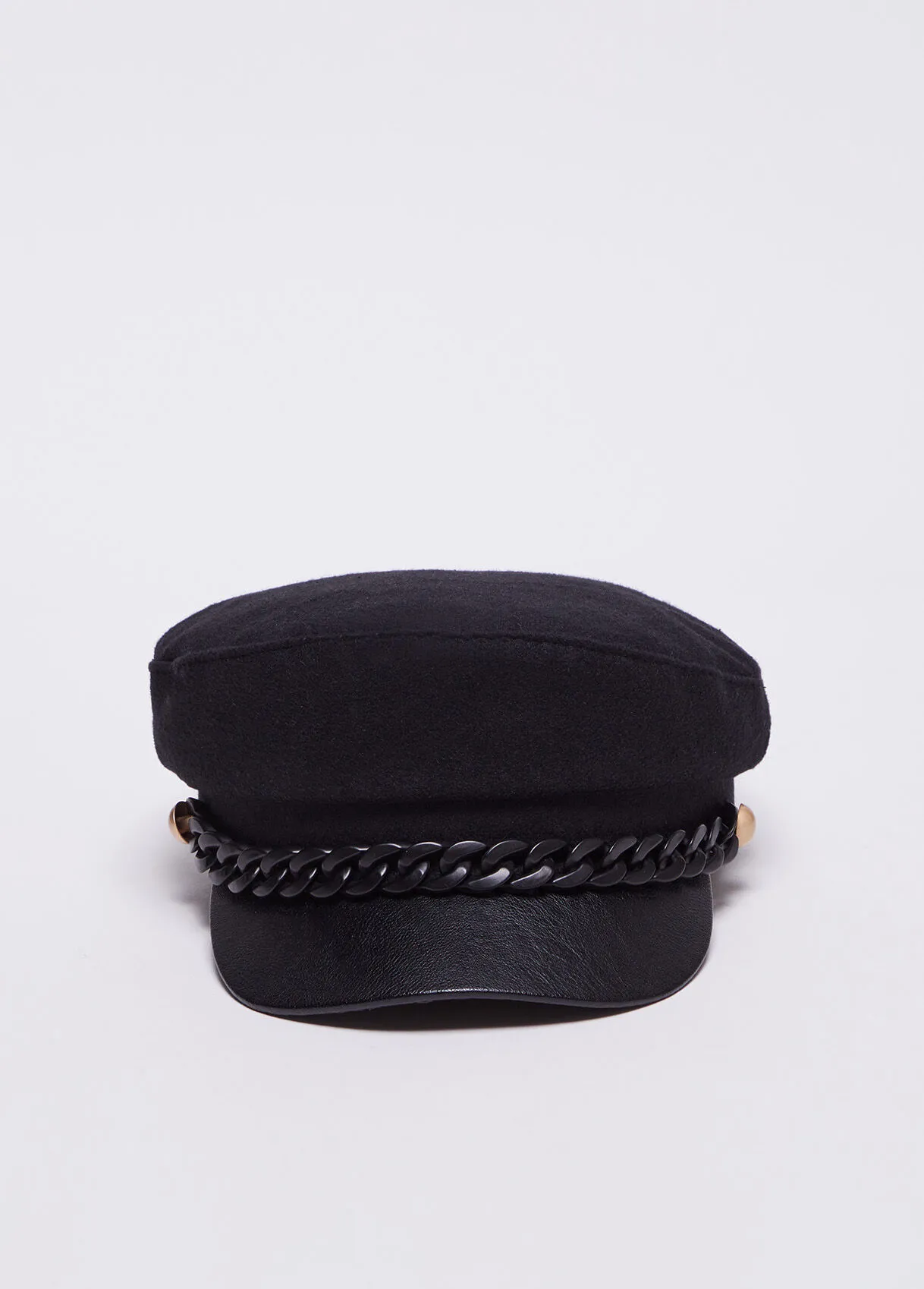 Cappello con catena